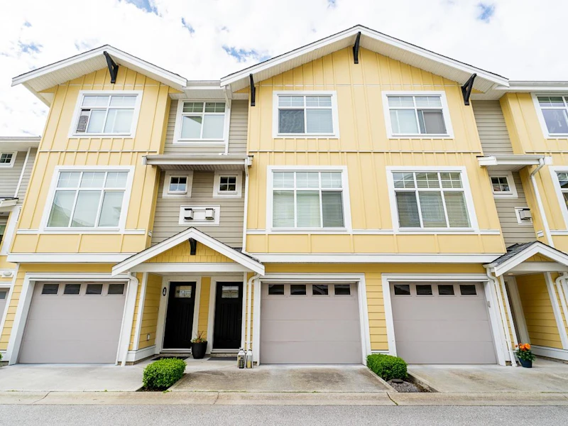 11 - 17171 2b Avenue, Surrey BC V3Z 9R1