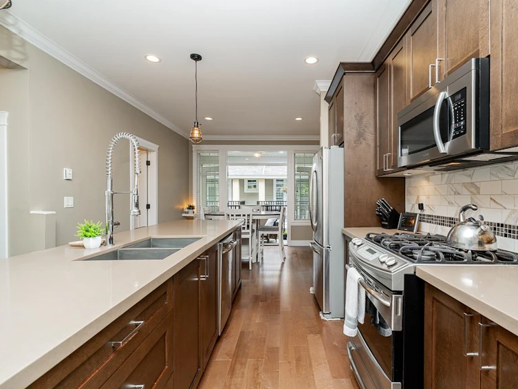 11-17171 2b, Surrey, BC, V3Z 9R1 - 10