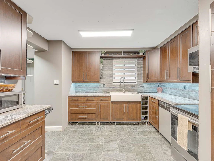 71-8555 King George Boulevard, Surrey, BC, V3W 5C3 - 11