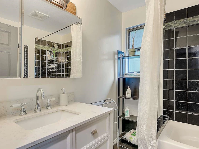 71-8555 King George Boulevard, Surrey, BC, V3W 5C3 - 17