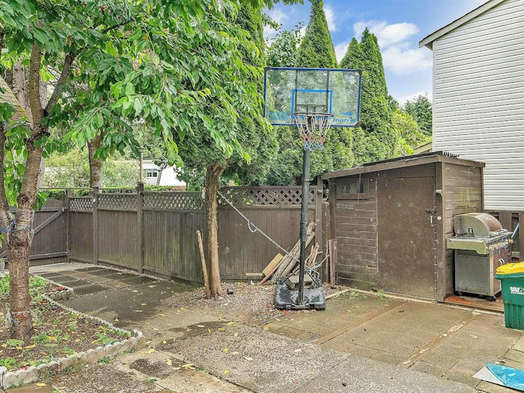 71-8555 King George Boulevard, Surrey, BC, V3W 5C3 - 28