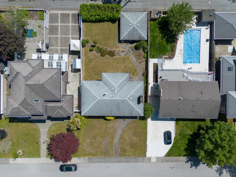 5832 Charles Street, Burnaby, BC, V5B 2G4 - 9