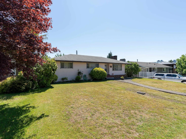 5832 Charles Street, Burnaby, BC, V5B 2G4 - 15