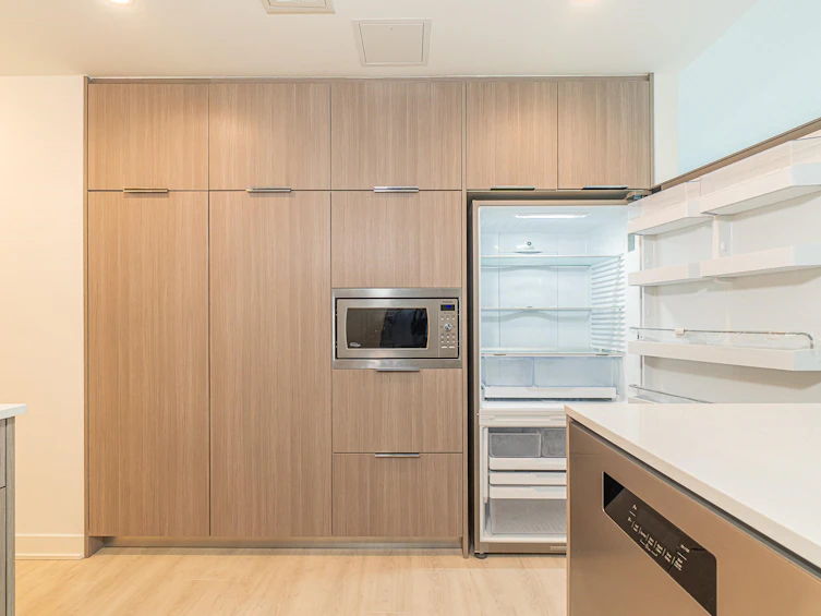 1003-1471 Hunter Street, North Vancouver, BC, V7J 1H3 - 10