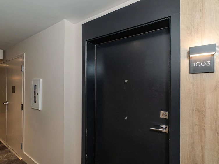 1003-1471 Hunter Street, North Vancouver, BC, V7J 1H3 - 21