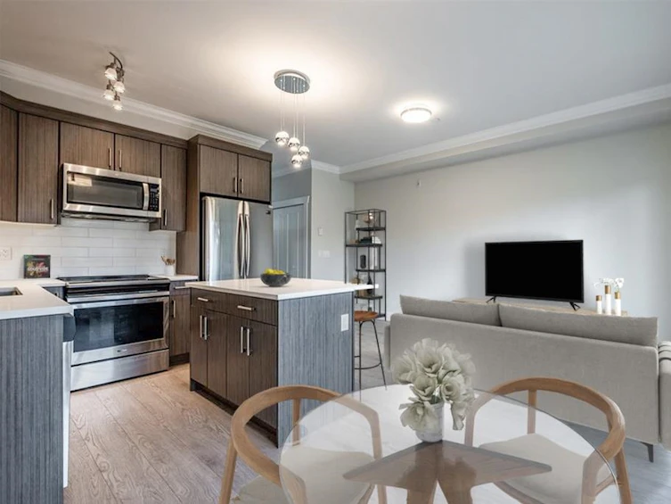 409-13763 101, Surrey, BC, V3T 0N8 - 3