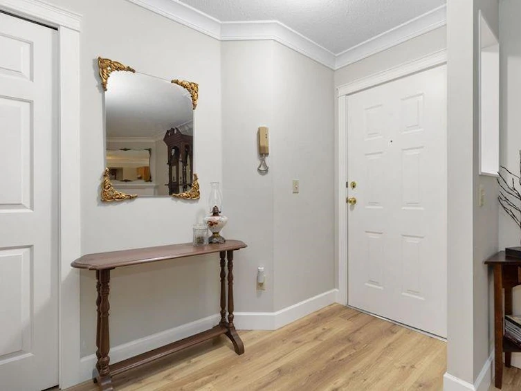 10-33123 George Ferguson, Abbotsford, BC, V2S 2L6 - 4