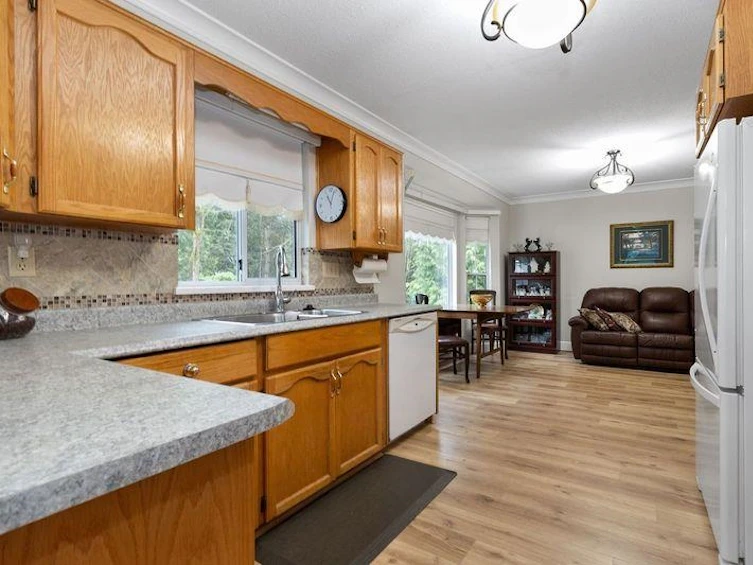 10-33123 George Ferguson, Abbotsford, BC, V2S 2L6 - 12