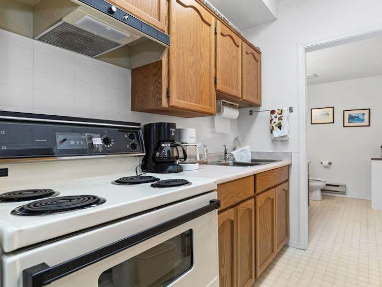 10-33123 George Ferguson, Abbotsford, BC, V2S 2L6 - 29