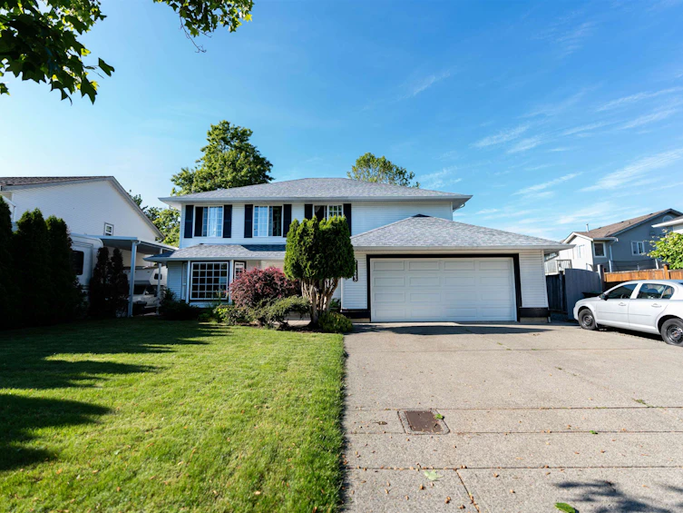 21523 50 Avenue, Langley, BC, V3A 8W1