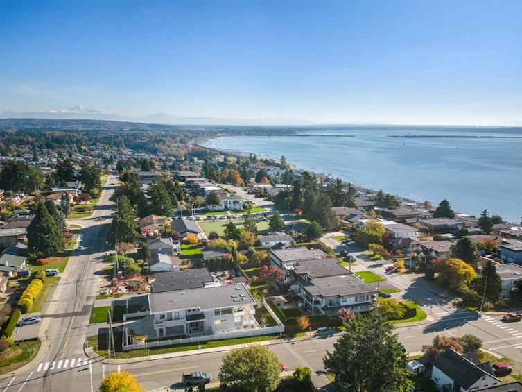 15338 Pacific Avenue, Surrey, BC, V4B 1R2 - 22