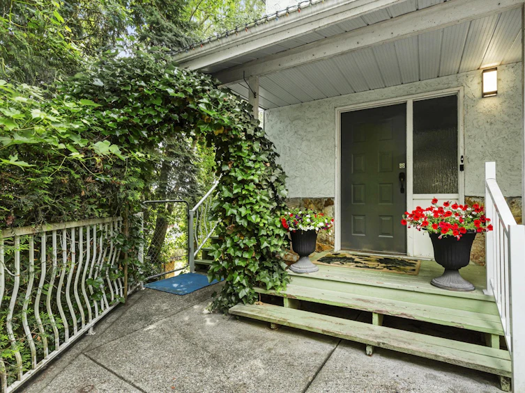 8053 Beaver Drive, Mission, BC, V2V 5T5 - 3
