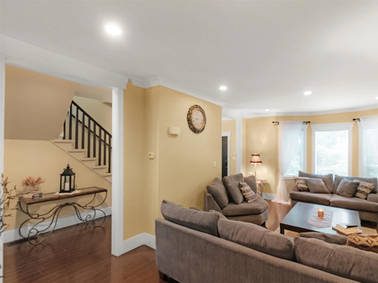 2385 West 7th Avenue, Vancouver, BC, V6K 1Y4 - 3