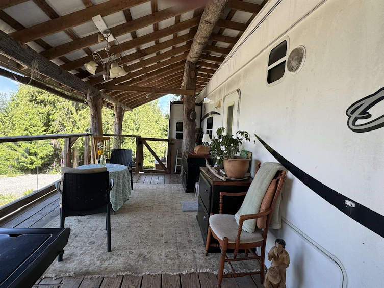 6016 Leaning Tree Road, Halfmoon Bay, BC, V7Z 1C2 - 12