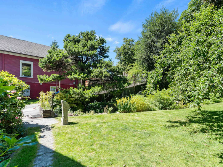 145-145-151 East Kings Road, North Vancouver, BC, V7N 1H4 - 40