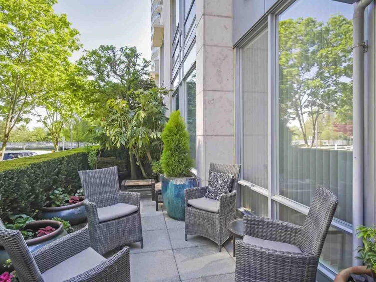 410 Beach Crescent, Vancouver, BC, V6Z 3E9 - 2