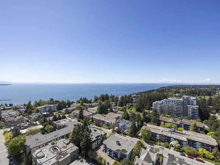 2302-1500 Martin Street, Surrey, BC, V4B 0C2