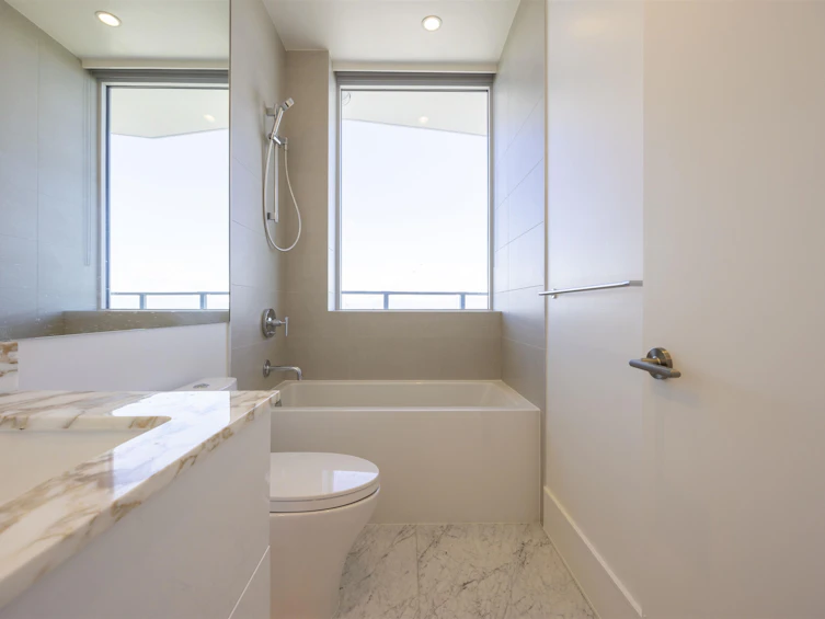 2302-1500 Martin Street, Surrey, BC, V4B 0C2 - 9