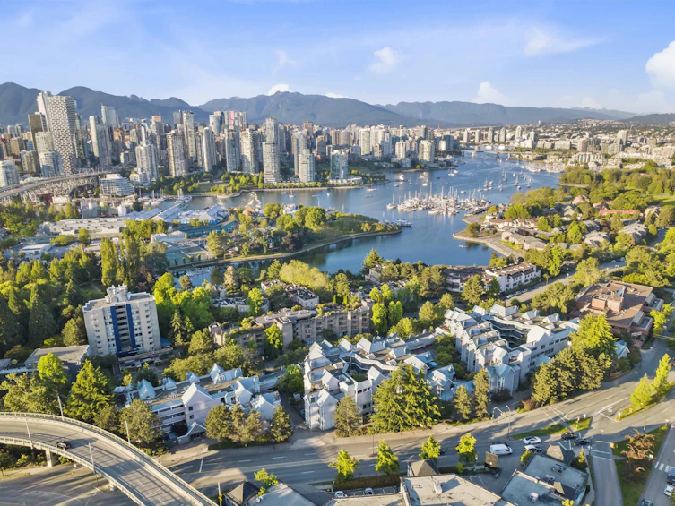 204-1355 W 4th Avenue, Vancouver, BC, V6H 3Y8 - 2