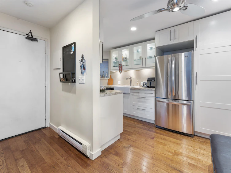 204-1355 W 4th Avenue, Vancouver, BC, V6H 3Y8 - 6