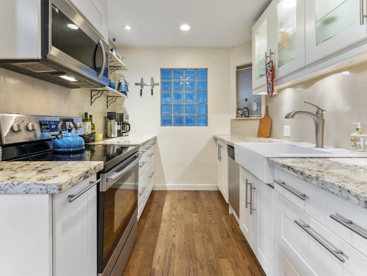 204-1355 W 4th Avenue, Vancouver, BC, V6H 3Y8 - 7