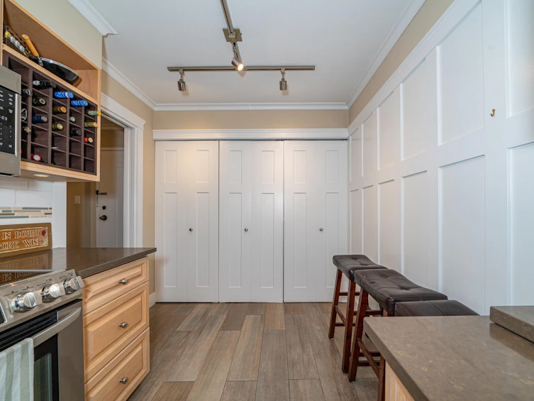 402-1420 Duchess Avenue, West Vancouver, BC, V7T 1H8 - 13