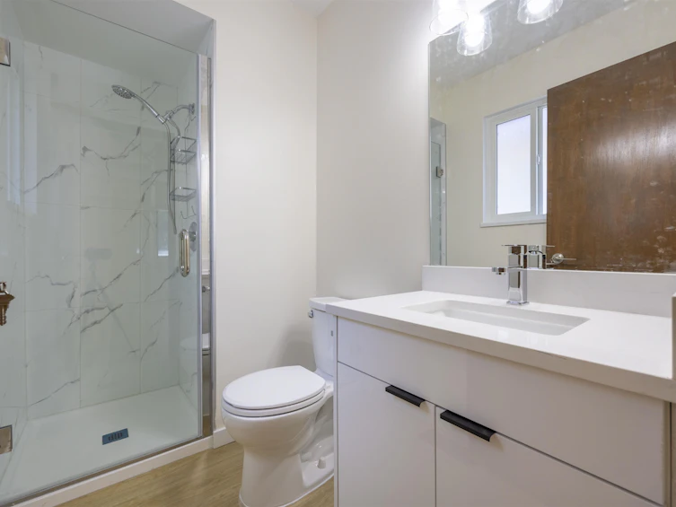 1025 E 53rd Avenue, Vancouver, BC, V5X 1J7 - 38