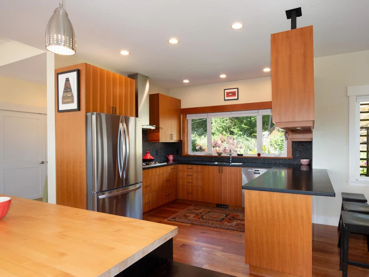 889 Cowan Point Drive, Bowen Island, BC, V0N 1G2 - 9
