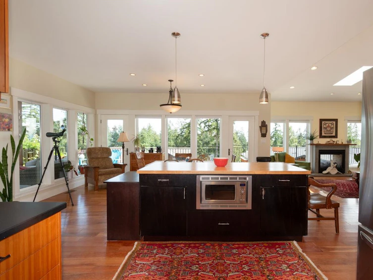 889 Cowan Point Drive, Bowen Island, BC, V0N 1G2 - 10