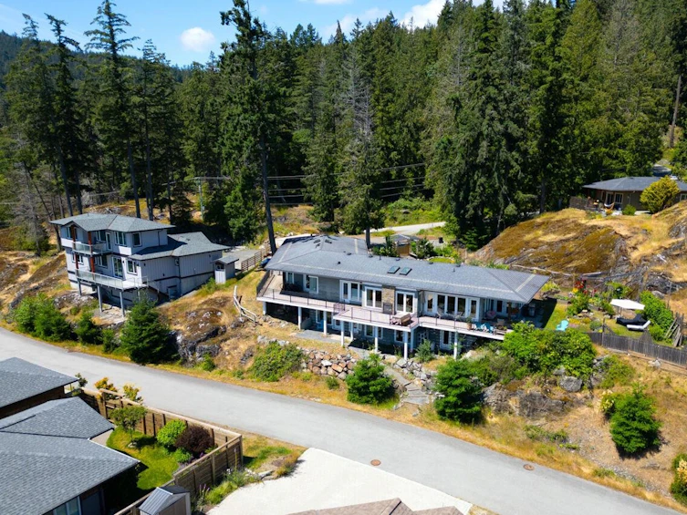 889 Cowan Point Drive, Bowen Island, BC, V0N 1G2 - 31
