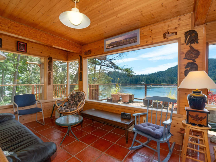345 David Road, Bowen Island, BC, V0N 1G1 - 8