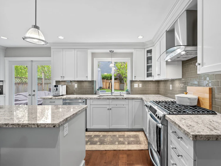 1929 155 Street, Surrey, BC, V4A 7M9 - 11