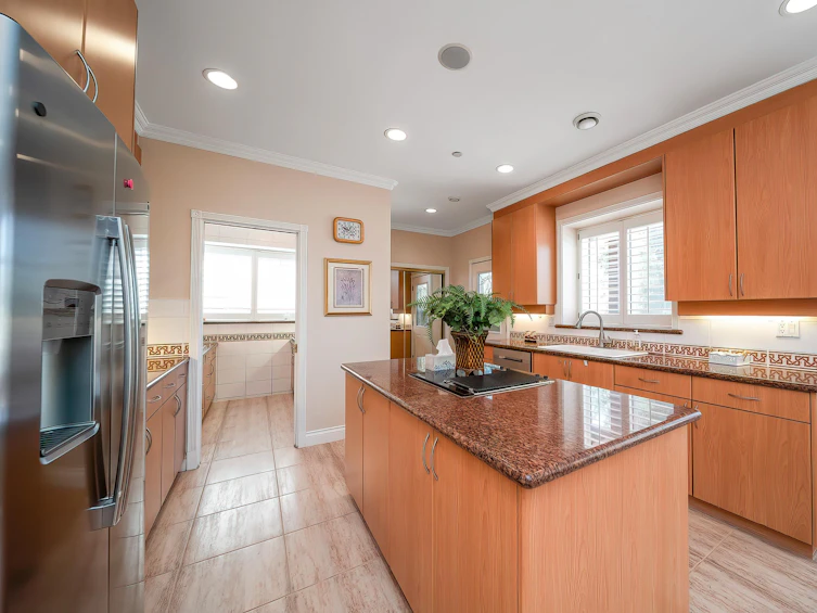 6063 Selkirk Street, Vancouver, BC, V6M 2Y7 - 24