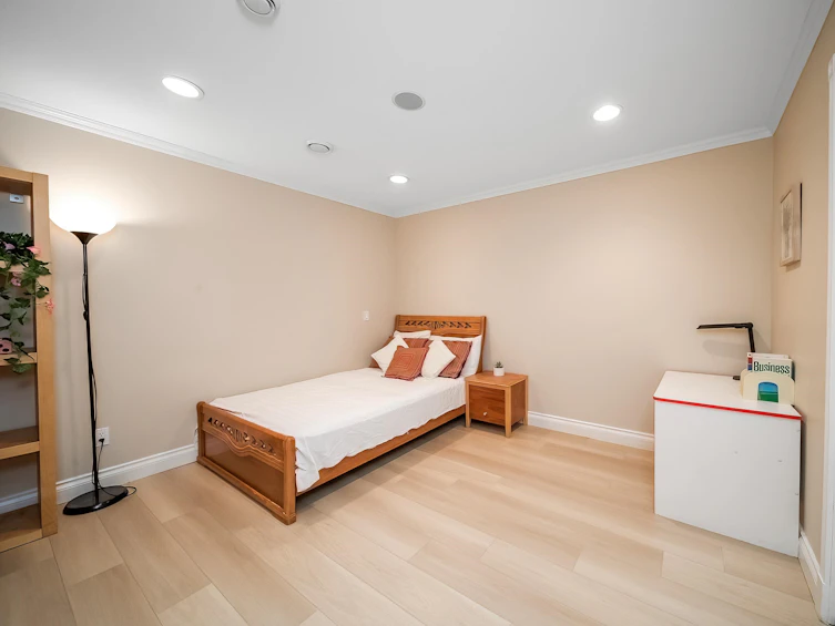 6063 Selkirk Street, Vancouver, BC, V6M 2Y7 - 38