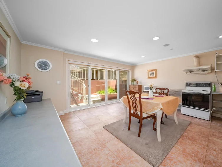 6063 Selkirk Street, Vancouver, BC, V6M 2Y7 - 40