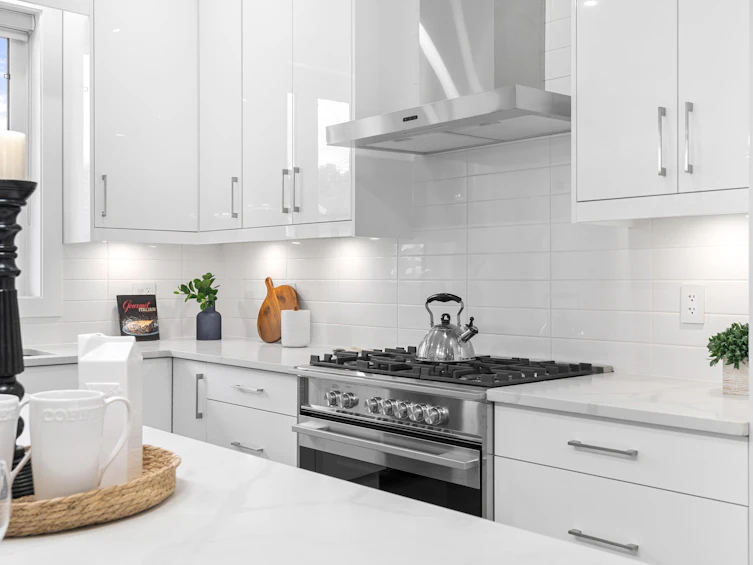 5938 Rupert Street, Vancouver, BC, V5R 2K7 - 9
