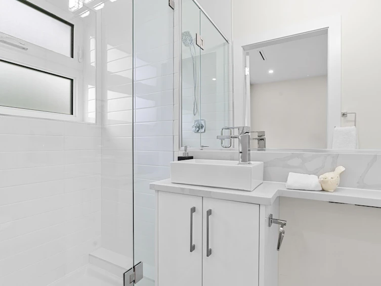 5938 Rupert Street, Vancouver, BC, V5R 2K7 - 25