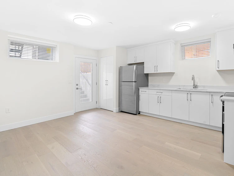 5938 Rupert Street, Vancouver, BC, V5R 2K7 - 28