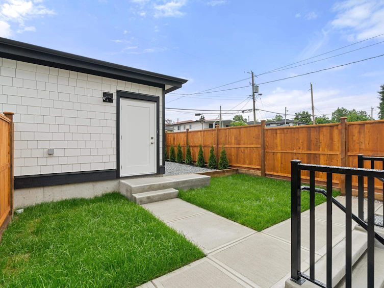 5938 Rupert Street, Vancouver, BC, V5R 2K7 - 34