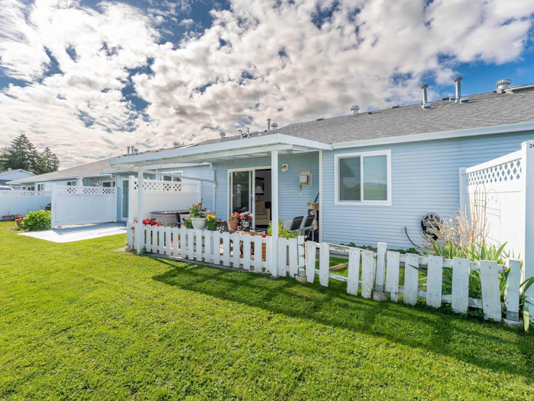 25-23580 Dewdney Trunk Road, Maple Ridge, BC, V2X 0S8 - 2