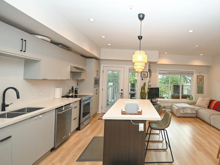 2309 Clarke Street, Port Moody, BC, V3H 0M6 - 3
