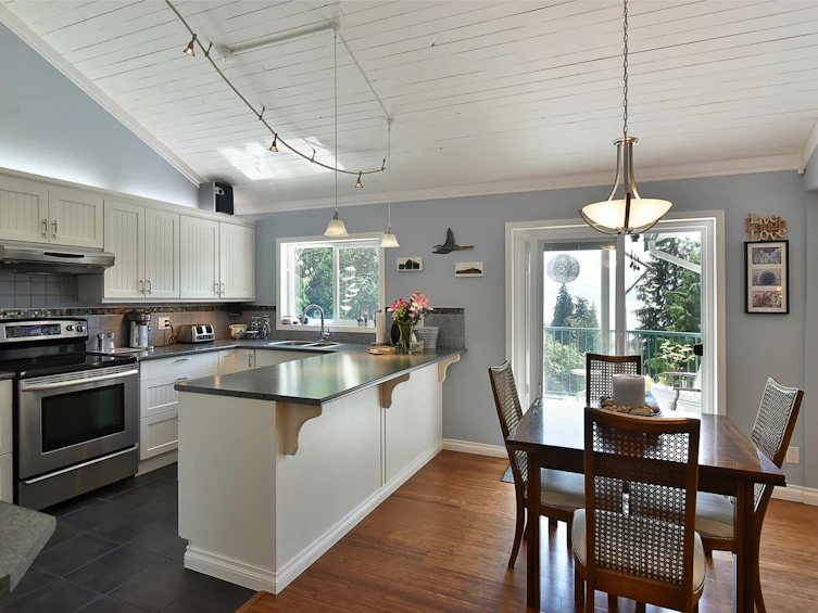 1793 Lower Road, Gibsons, BC, V0N 2W6 - 9