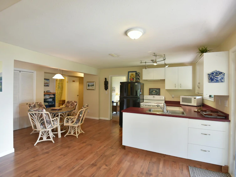 1793 Lower Road, Gibsons, BC, V0N 2W6 - 19