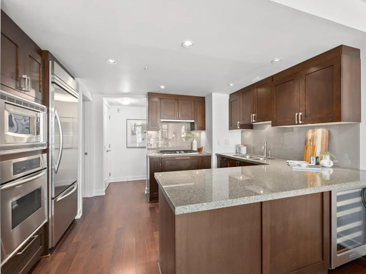 306-3595 West 18th Avenue, Vancouver, BC, V6S 1A9 - 11