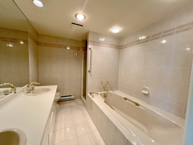 401-1012 Beach Avenue, Vancouver, BC, V6E 1T7 - 10