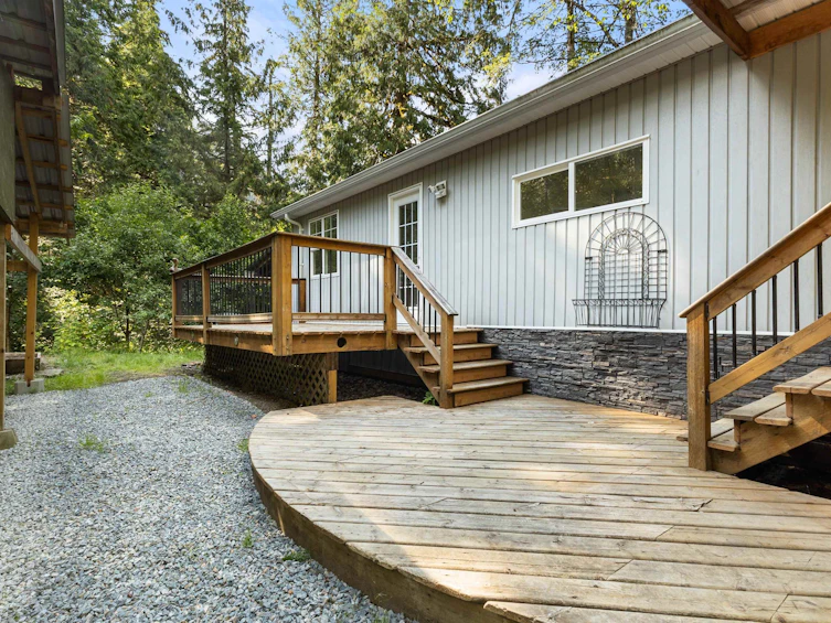 19355 Silverhope Road, Hope, BC, V0X 1L2 - 2