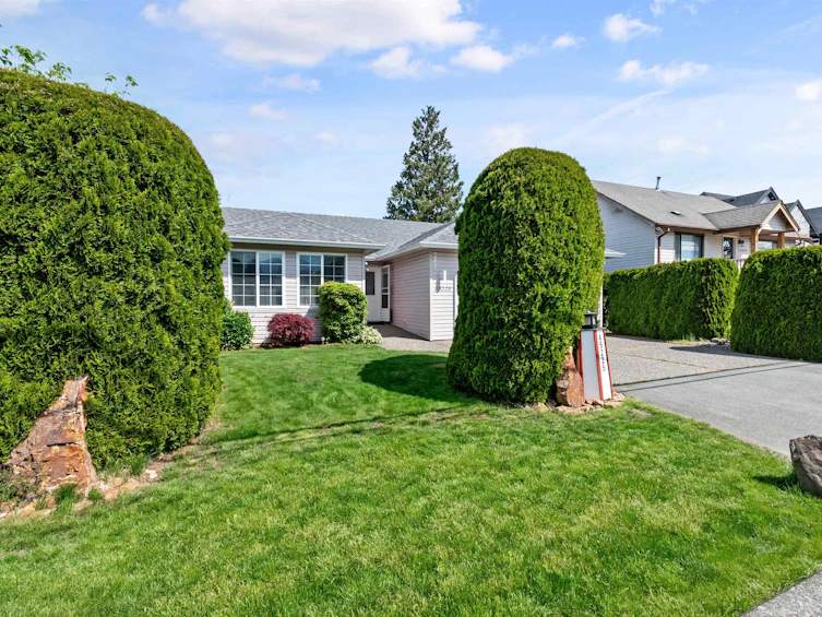 45225 Wells Road, Chilliwack, BC, V2R 1H6 - 2