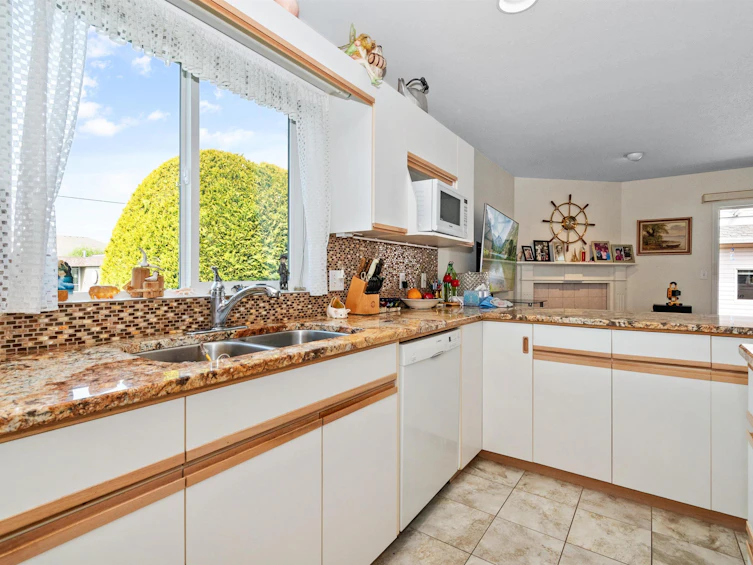 45225 Wells Road, Chilliwack, BC, V2R 1H6 - 8