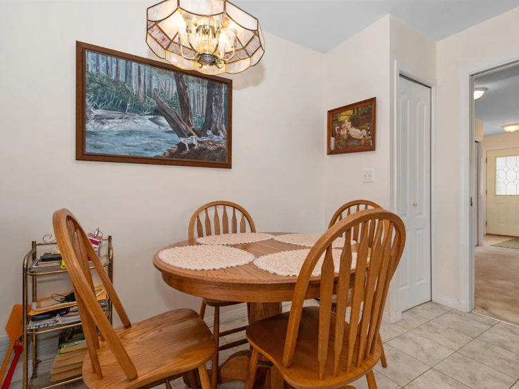 45225 Wells Road, Chilliwack, BC, V2R 1H6 - 9
