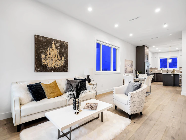 3039 School Avenue, Vancouver, BC, V5R 5M6 - 6